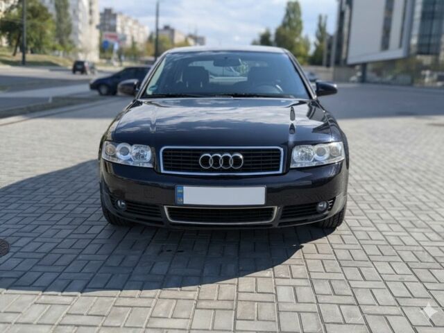 Синій Ауді А4, об'ємом двигуна 1.6 л та пробігом 185 тис. км за 5500 $, фото 2 на Automoto.ua