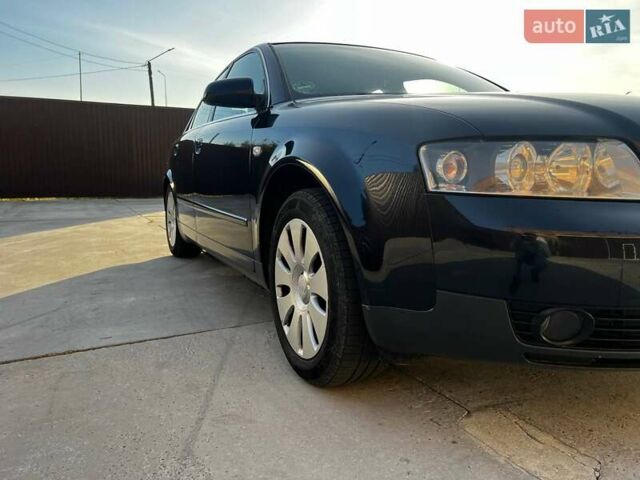 Синій Ауді А4, об'ємом двигуна 1.6 л та пробігом 211 тис. км за 6000 $, фото 7 на Automoto.ua