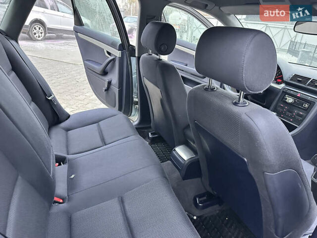 Синій Ауді А4, об'ємом двигуна 2 л та пробігом 238 тис. км за 4999 $, фото 40 на Automoto.ua