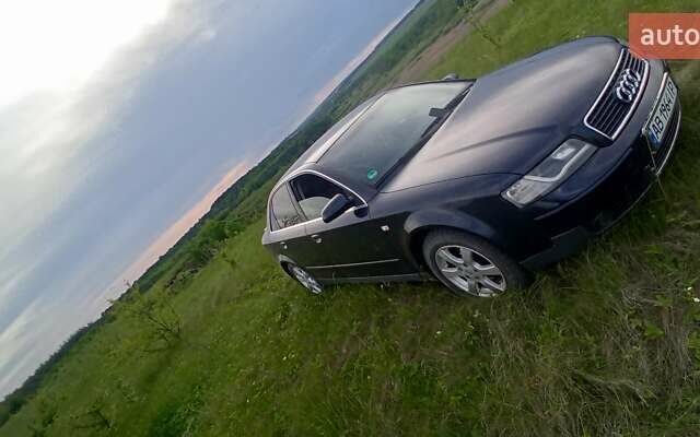 Синий Ауди А4, объемом двигателя 2 л и пробегом 240 тыс. км за 5000 $, фото 2 на Automoto.ua