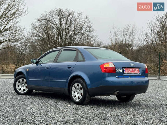 Синій Ауді А4, об'ємом двигуна 2 л та пробігом 205 тис. км за 4550 $, фото 26 на Automoto.ua