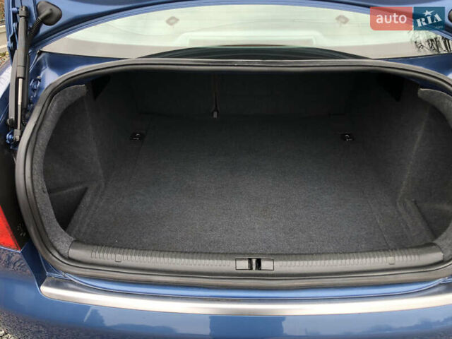 Синий Ауди А4, объемом двигателя 2 л и пробегом 200 тыс. км за 4750 $, фото 69 на Automoto.ua