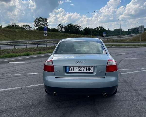 Синий Ауди А4, объемом двигателя 1.8 л и пробегом 265 тыс. км за 5500 $, фото 6 на Automoto.ua
