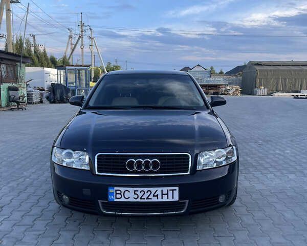 Синий Ауди А4, объемом двигателя 1.9 л и пробегом 417 тыс. км за 4600 $, фото 4 на Automoto.ua