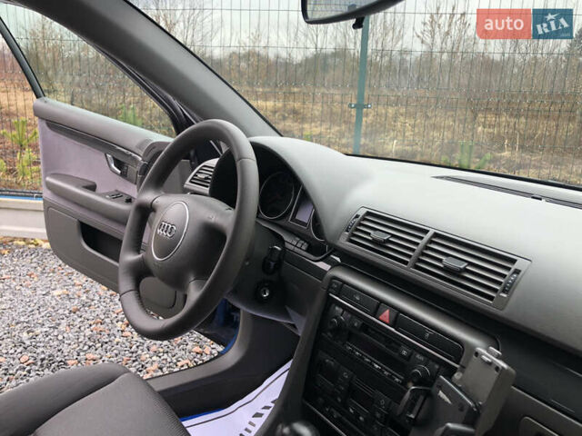 Синий Ауди А4, объемом двигателя 2 л и пробегом 200 тыс. км за 4750 $, фото 52 на Automoto.ua