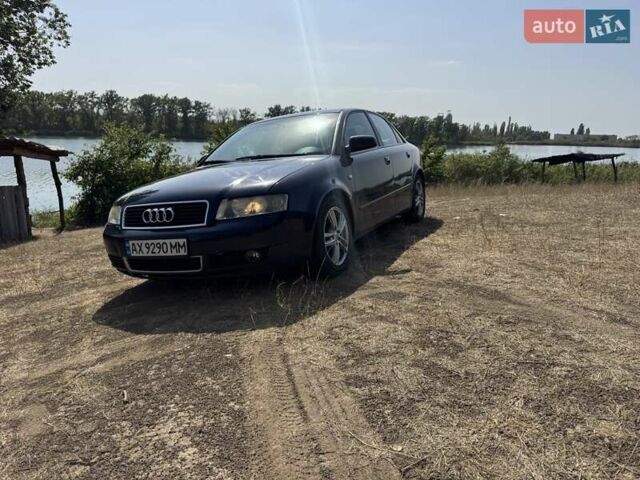 Синій Ауді А4, об'ємом двигуна 1.78 л та пробігом 214 тис. км за 5000 $, фото 1 на Automoto.ua