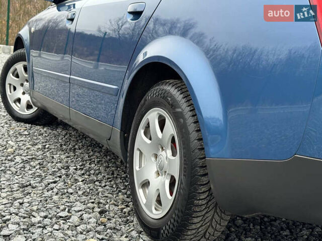 Синій Ауді А4, об'ємом двигуна 2 л та пробігом 205 тис. км за 4550 $, фото 29 на Automoto.ua