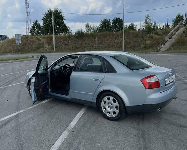 Синий Ауди А4, объемом двигателя 1.8 л и пробегом 265 тыс. км за 5500 $, фото 2 на Automoto.ua