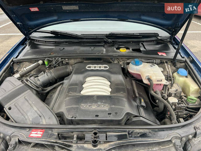 Синий Ауди А4, объемом двигателя 2.39 л и пробегом 254 тыс. км за 5999 $, фото 4 на Automoto.ua