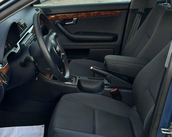 Синій Ауді А4, об'ємом двигуна 2 л та пробігом 187 тис. км за 5950 $, фото 7 на Automoto.ua