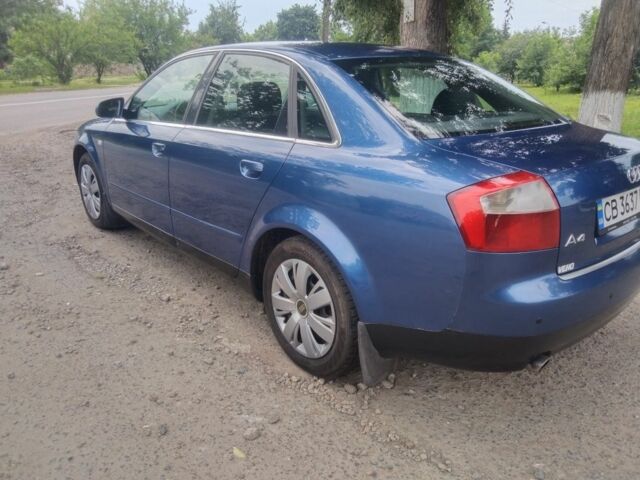 Синий Ауди А4, объемом двигателя 1.6 л и пробегом 300 тыс. км за 5350 $, фото 2 на Automoto.ua