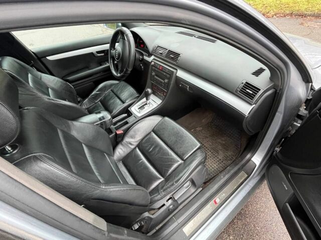 Синий Ауди А4, объемом двигателя 2.5 л и пробегом 390 тыс. км за 2100 $, фото 10 на Automoto.ua