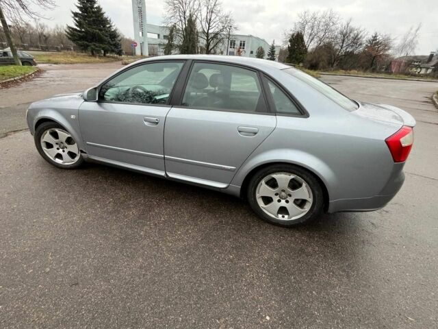 Синий Ауди А4, объемом двигателя 2.5 л и пробегом 390 тыс. км за 2100 $, фото 5 на Automoto.ua