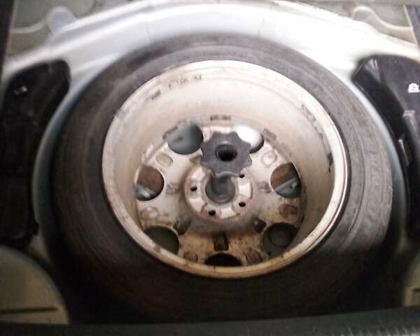 Синій Ауді А4, об'ємом двигуна 1.78 л та пробігом 188 тис. км за 4450 $, фото 13 на Automoto.ua