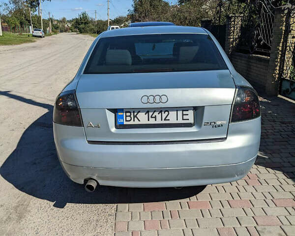 Синий Ауди А4, объемом двигателя 2 л и пробегом 257 тыс. км за 4599 $, фото 3 на Automoto.ua