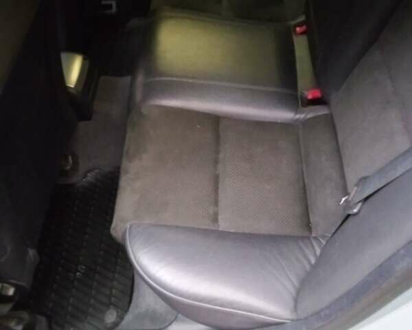 Синій Ауді А4, об'ємом двигуна 1.78 л та пробігом 188 тис. км за 4450 $, фото 9 на Automoto.ua