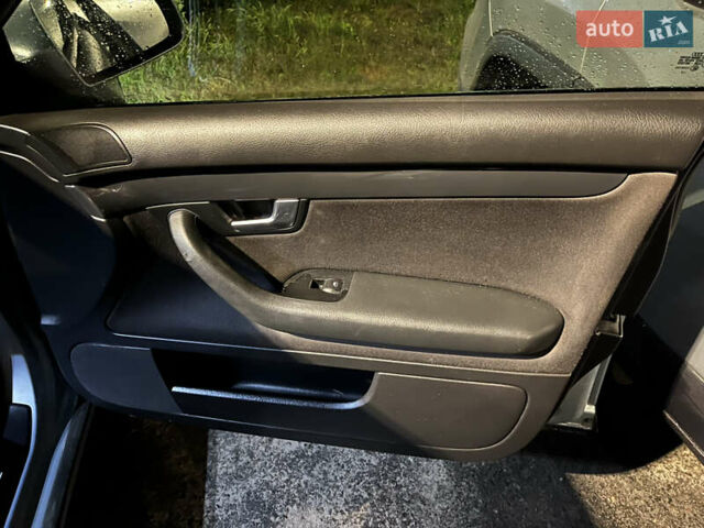 Синий Ауди А4, объемом двигателя 2 л и пробегом 257 тыс. км за 4599 $, фото 9 на Automoto.ua