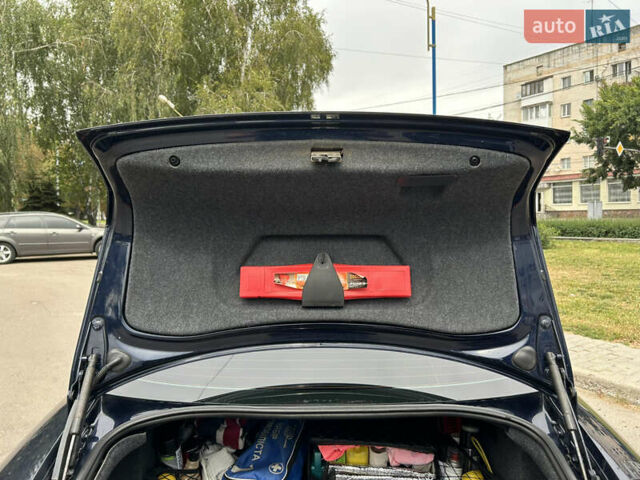Синий Ауди А4, объемом двигателя 1.98 л и пробегом 254 тыс. км за 5750 $, фото 18 на Automoto.ua