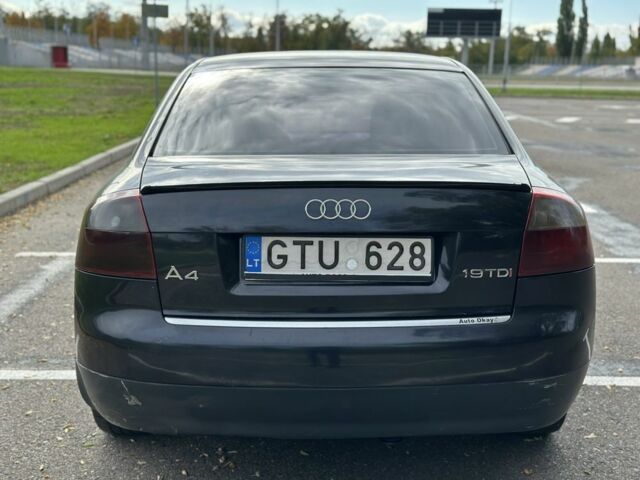Синий Ауди А4, объемом двигателя 1.9 л и пробегом 299 тыс. км за 1999 $, фото 7 на Automoto.ua