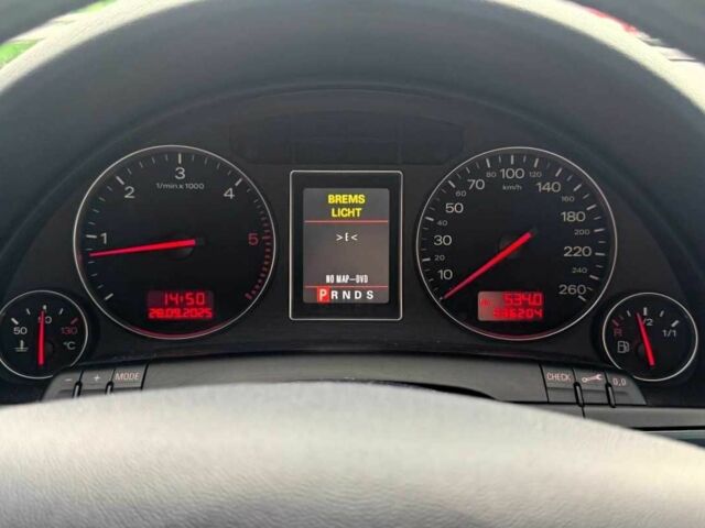 Синій Ауді А4, об'ємом двигуна 2.5 л та пробігом 336 тис. км за 6190 $, фото 16 на Automoto.ua