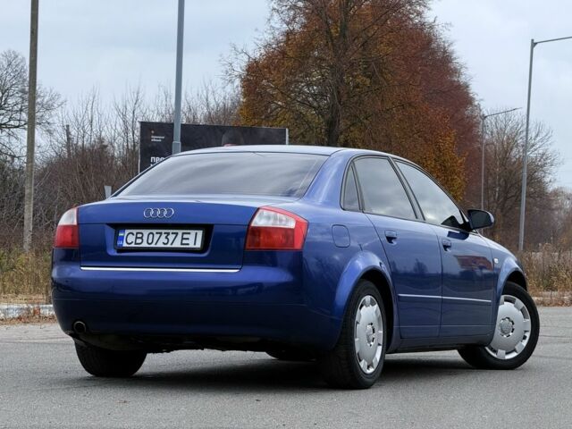 Синий Ауди А4, объемом двигателя 2 л и пробегом 213 тыс. км за 5650 $, фото 4 на Automoto.ua