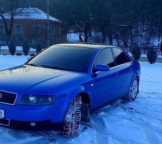 Синий Ауди А4, объемом двигателя 1.6 л и пробегом 185 тыс. км за 5200 $, фото 7 на Automoto.ua