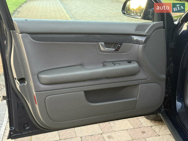 Синій Ауді А4, об'ємом двигуна 2 л та пробігом 188 тис. км за 5350 $, фото 19 на Automoto.ua