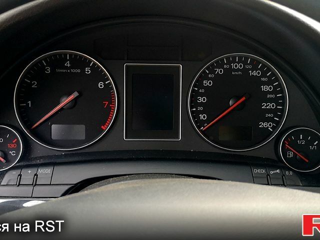 Синий Ауди А4, объемом двигателя 2 л и пробегом 258 тыс. км за 5500 $, фото 3 на Automoto.ua