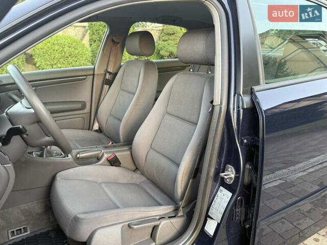 Синій Ауді А4, об'ємом двигуна 2 л та пробігом 188 тис. км за 5350 $, фото 21 на Automoto.ua