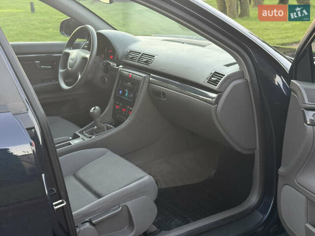 Синій Ауді А4, об'ємом двигуна 2 л та пробігом 188 тис. км за 5350 $, фото 24 на Automoto.ua