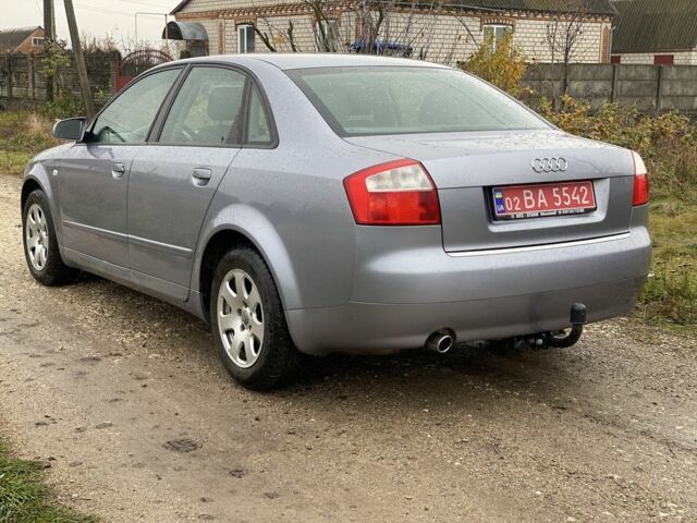 Синий Ауди А4, объемом двигателя 1.6 л и пробегом 171 тыс. км за 4600 $, фото 5 на Automoto.ua