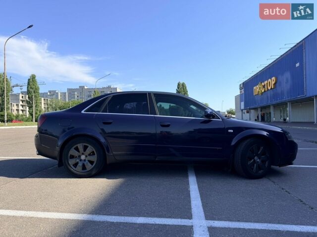 Синий Ауди А4, объемом двигателя 1.8 л и пробегом 340 тыс. км за 5800 $, фото 2 на Automoto.ua