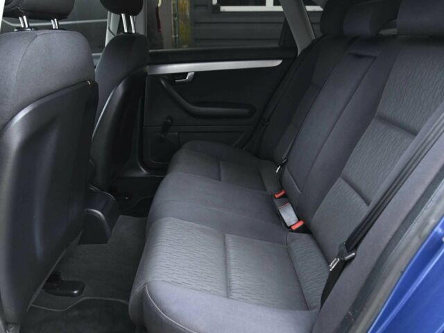 Синий Ауди А4, объемом двигателя 1.6 л и пробегом 246 тыс. км за 6500 $, фото 14 на Automoto.ua