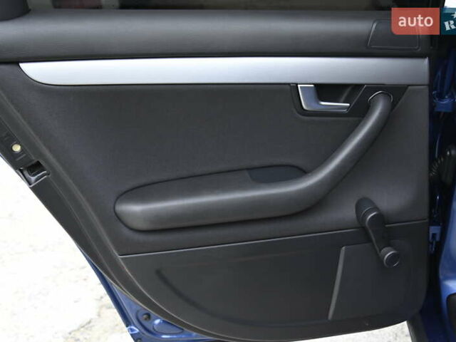 Синий Ауди А4, объемом двигателя 1.6 л и пробегом 246 тыс. км за 6300 $, фото 24 на Automoto.ua