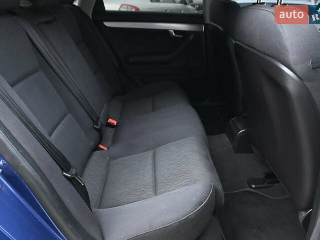 Синій Ауді А4, об'ємом двигуна 1.6 л та пробігом 246 тис. км за 6500 $, фото 26 на Automoto.ua