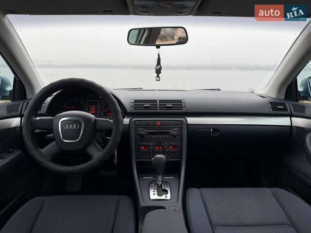 Синий Ауди А4, объемом двигателя 1.97 л и пробегом 240 тыс. км за 7400 $, фото 15 на Automoto.ua