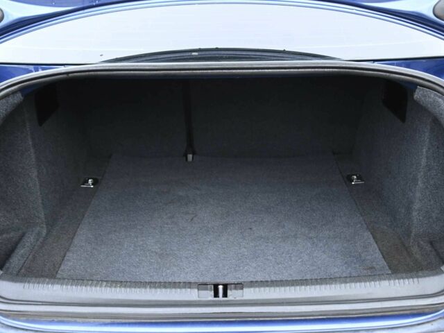 Синий Ауди А4, объемом двигателя 1.6 л и пробегом 246 тыс. км за 6500 $, фото 21 на Automoto.ua