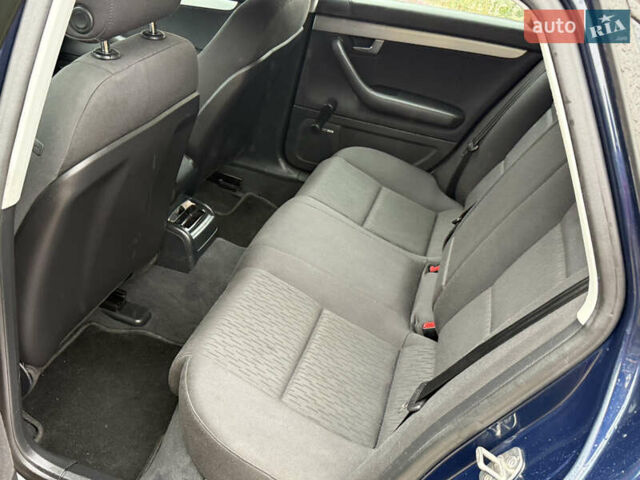 Ауді А4 2006 у Могилев-Подольском на Automoto.ua Синій Ауді А4, об'ємом двигуна 2 л та пробігом 181 тис. км за 6700 $, фото 41 на Automoto.ua