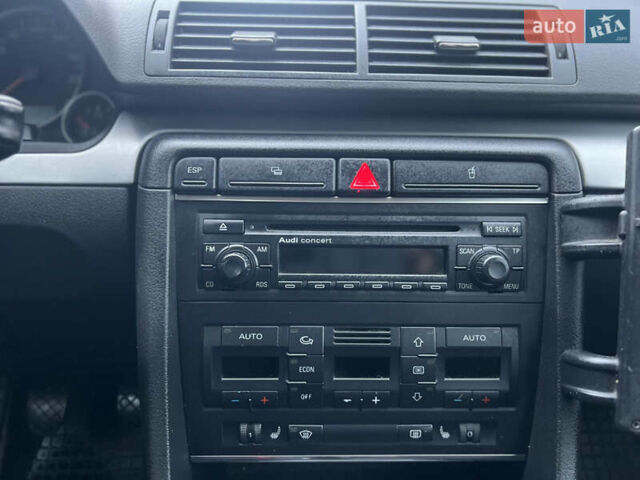 Синий Ауди А4, объемом двигателя 1.97 л и пробегом 274 тыс. км за 6500 $, фото 67 на Automoto.ua