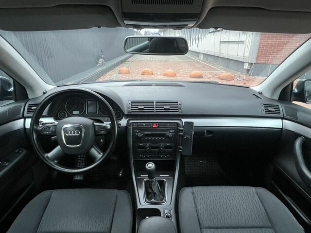 Синій Ауді А4, об'ємом двигуна 2 л та пробігом 274 тис. км за 6500 $, фото 18 на Automoto.ua