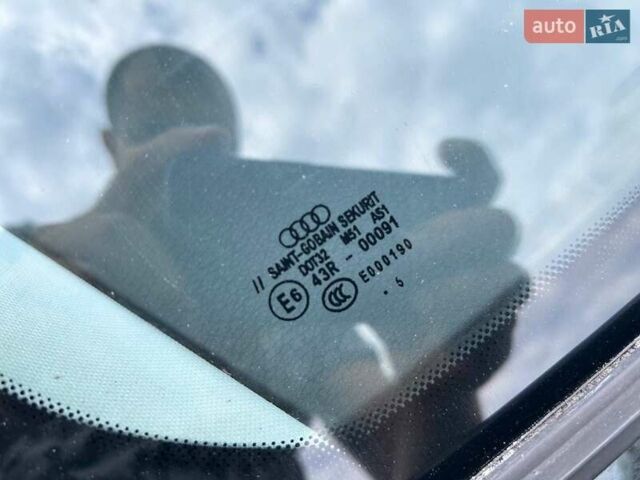 Синий Ауди А4, объемом двигателя 1.6 л и пробегом 189 тыс. км за 5999 $, фото 42 на Automoto.ua