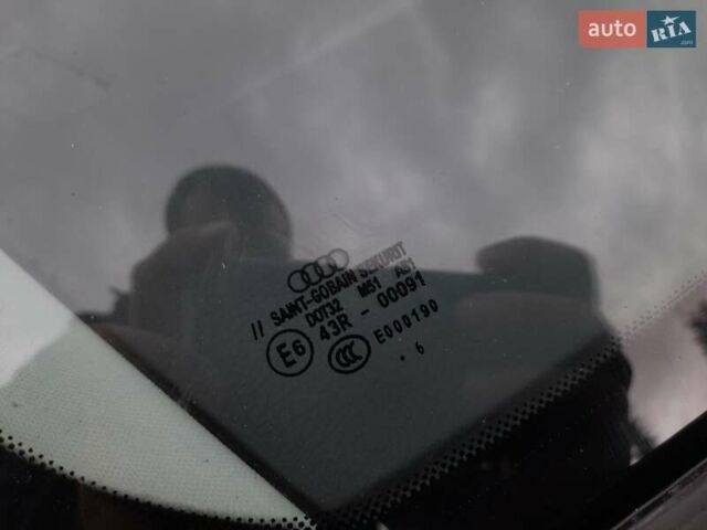 Ауді А4 2006 у Жовкві на Automoto.ua Синій Ауді А4, об'ємом двигуна 1.6 л та пробігом 190 тис. км за 5650 $, фото 43 на Automoto.ua