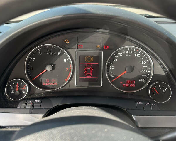 Синій Ауді А4, об'ємом двигуна 1.6 л та пробігом 232 тис. км за 6800 $, фото 15 на Automoto.ua