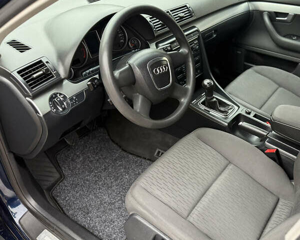 Синий Ауди А4, объемом двигателя 2 л и пробегом 181 тыс. км за 6950 $, фото 32 на Automoto.ua
