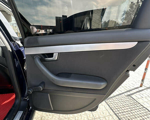 Синій Ауді А4, об'ємом двигуна 1.6 л та пробігом 232 тис. км за 6800 $, фото 35 на Automoto.ua