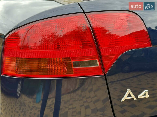 Синий Ауди А4, объемом двигателя 2 л и пробегом 181 тыс. км за 6950 $, фото 44 на Automoto.ua