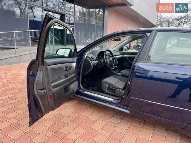 Синий Ауди А4, объемом двигателя 1.97 л и пробегом 274 тыс. км за 6500 $, фото 44 на Automoto.ua