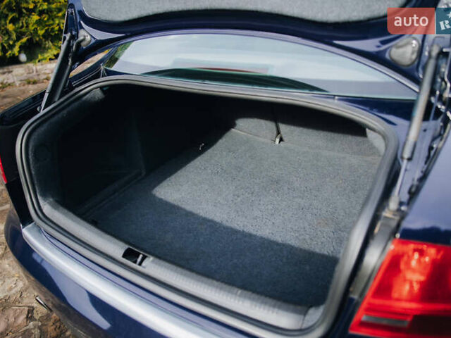 Синий Ауди А4, объемом двигателя 1.6 л и пробегом 179 тыс. км за 7300 $, фото 30 на Automoto.ua