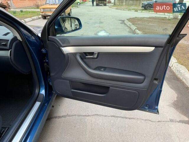 Синий Ауди А4, объемом двигателя 0 л и пробегом 224 тыс. км за 8699 $, фото 43 на Automoto.ua