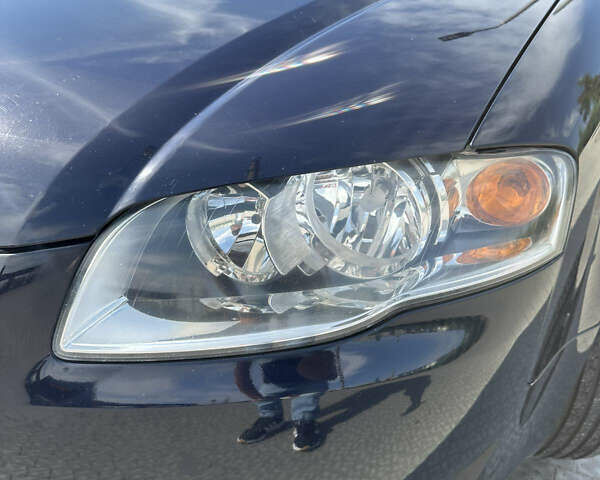 Синій Ауді А4, об'ємом двигуна 1.6 л та пробігом 232 тис. км за 6800 $, фото 29 на Automoto.ua